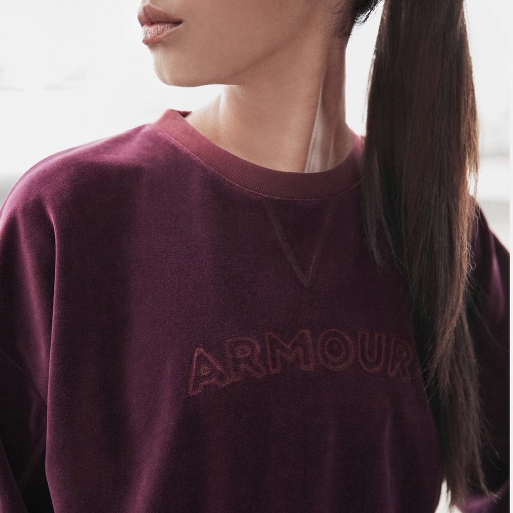 UA Exclusive Velour Boyfriend Crew